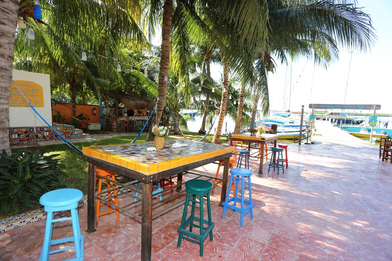 El Milagro Beach Hotel And Marina Isla Mujeres Exterior foto