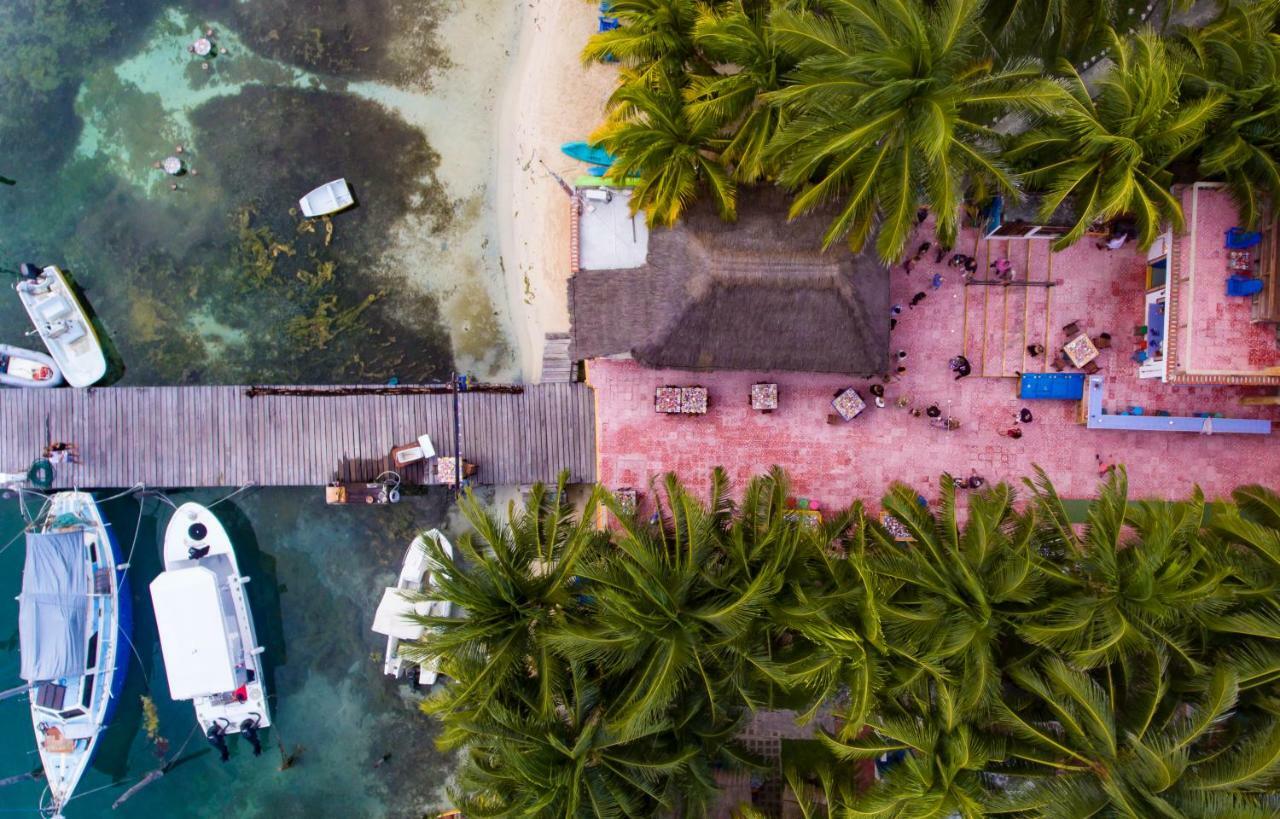 El Milagro Beach Hotel And Marina Isla Mujeres Exterior foto